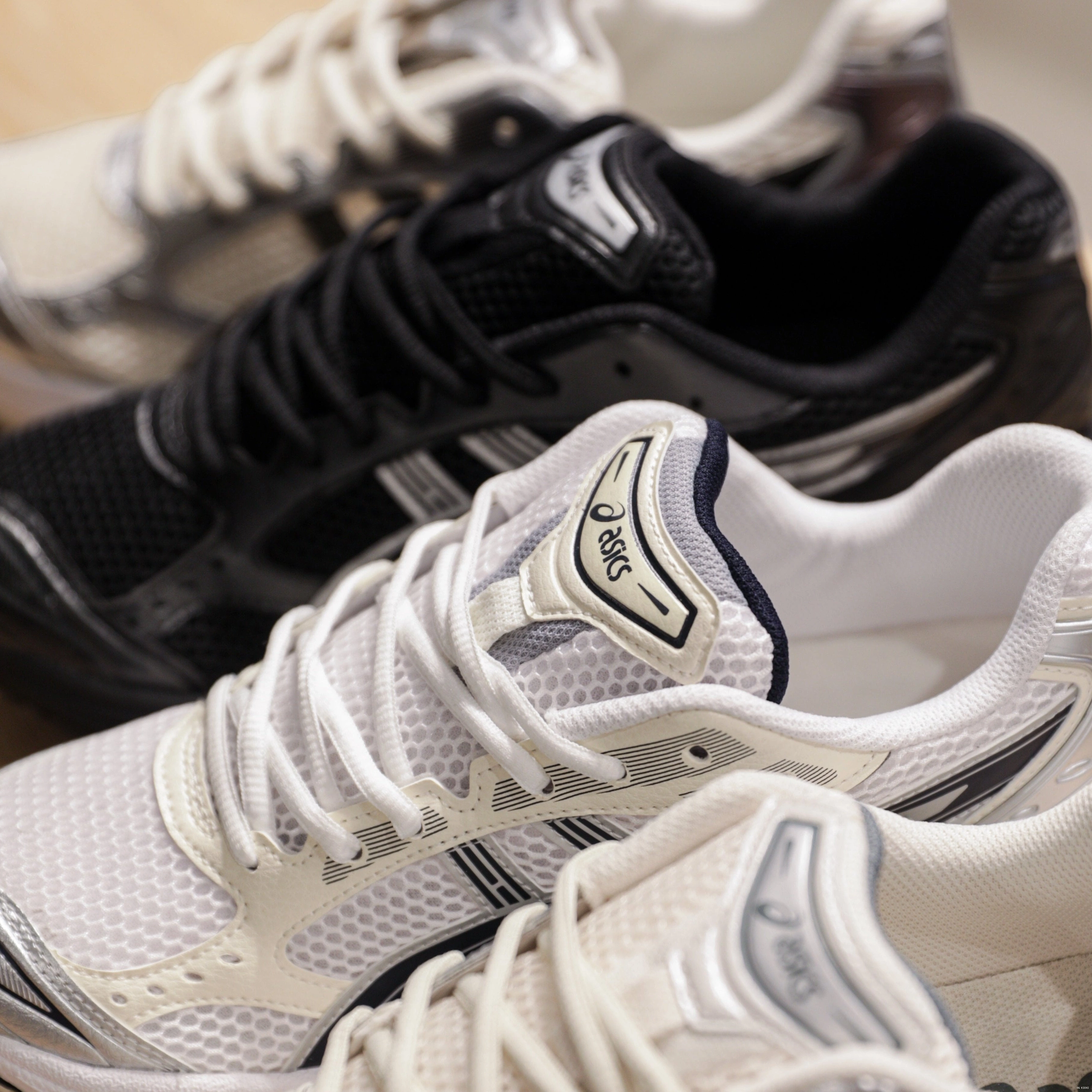 White Midnight ASICS Gel-Kayano 14 W 0801